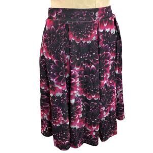 Size XS LulaRoe Madison Skirt Flare Purple Floral Pockets